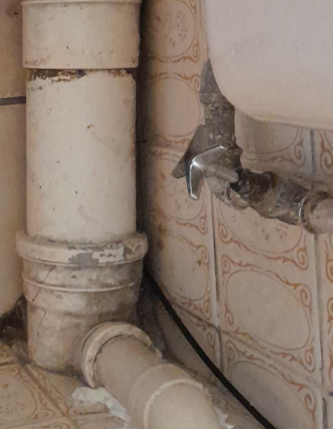 Charlesville plumber in Durban / eThekwini Charlesville plumber working in Durban / eThekwini, KwaZulu-Natal