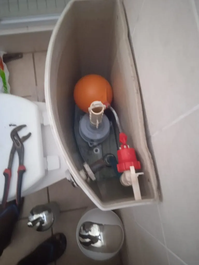 Fresnaye plumber photo 2 Fresnaye plumbing service photo 2 in Cape Town