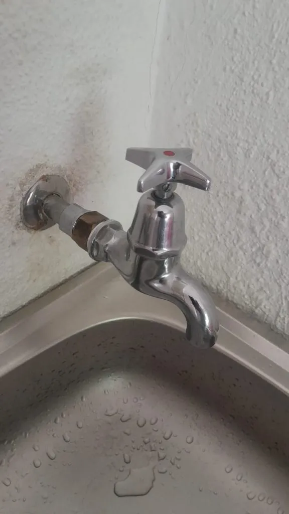 Gants Plaza plumber in Cape Town Gants Plaza plumber working in Cape Town, Western Cape
