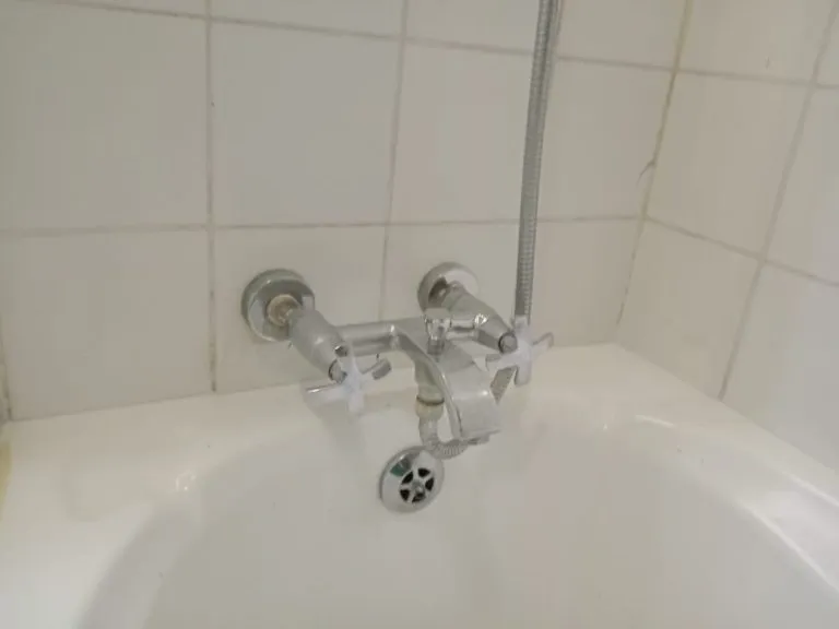 Idasvallei plumber in Stellenbosch Idasvallei plumber working in Stellenbosch, Western Cape