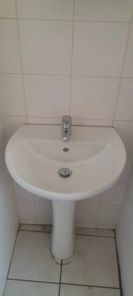 Lochnerhof plumber in Somerset West / Strand Lochnerhof plumber working in Somerset West / Strand, Western Cape