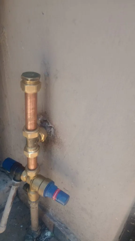 Rome plumber in Somerset West / Strand Rome plumber working in Somerset West / Strand, Western Cape