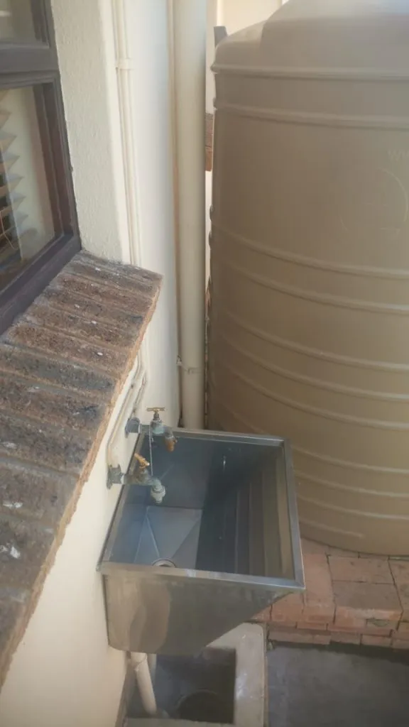 Simonswyk plumber in Stellenbosch Simonswyk plumber working in Stellenbosch, Western Cape
