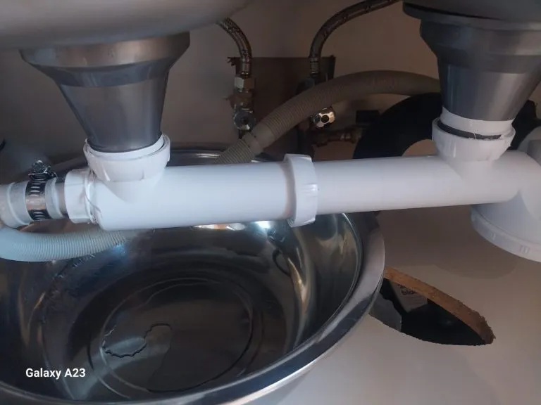 Walmer Estate plumber photo 2 Walmer Estate plumbing service photo 2 in Cape Town